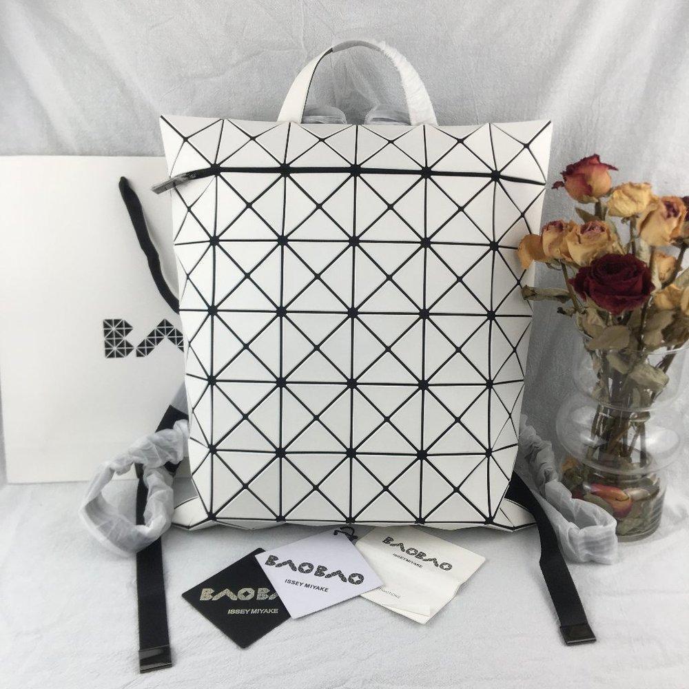 BAOBAO ISSEY MIYAKE FLAT PACK Backpacks White